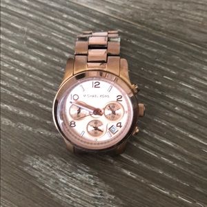 Michael kors rose gold watch